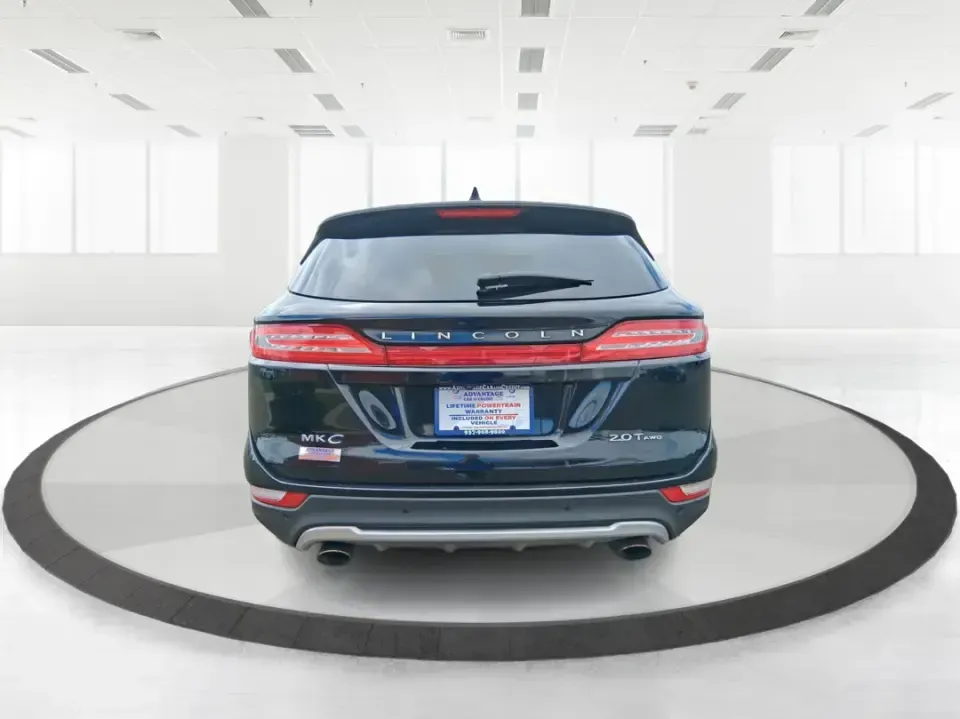 2017 Lincoln MKC Reserve (5LMCJ3D97HU) with an 2.0L L4 DOHC 16V engine, 6A transmission, located at 8750 N County Rd 25A, Piqua, OH, 45356, (937) 908-9800, 40.164391, -84.232513 - Picture your next road trip starting in Piqua with the family loaded up, playlists queued, and plenty of room for luggage-then finishing the day with a quiet, comfortable drive home on I75. This 2017 Lincoln MKC Reserve SUV is built for real life: long commutes, weekend getaways to Indian Lake, and - Photo#3