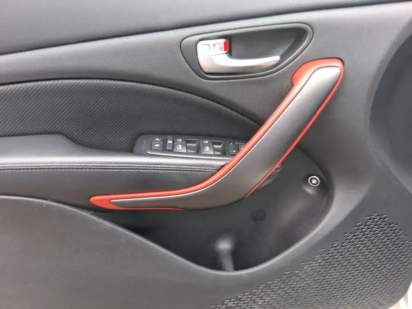 2014 Dodge Dart GT (1C3CDFEB0ED) with an MultiAir 2.4L I-4 variable valve control engine, located at 4508 South Dixie Dr, Moraine, OH, 45439, (937) 908-9800, 39.689976, -84.218452 - Need a smart, sporty commuter that feels upscale for daily runs between Moraine and downtown Dayton, yet still has the comfort for weekend getaways to Carillon Historical Park or a Reds day trip? This 2014 Dodge Dart GT in Bright White Clearcoat is the kind of sedan that fits real life-easy to park, - Photo#19