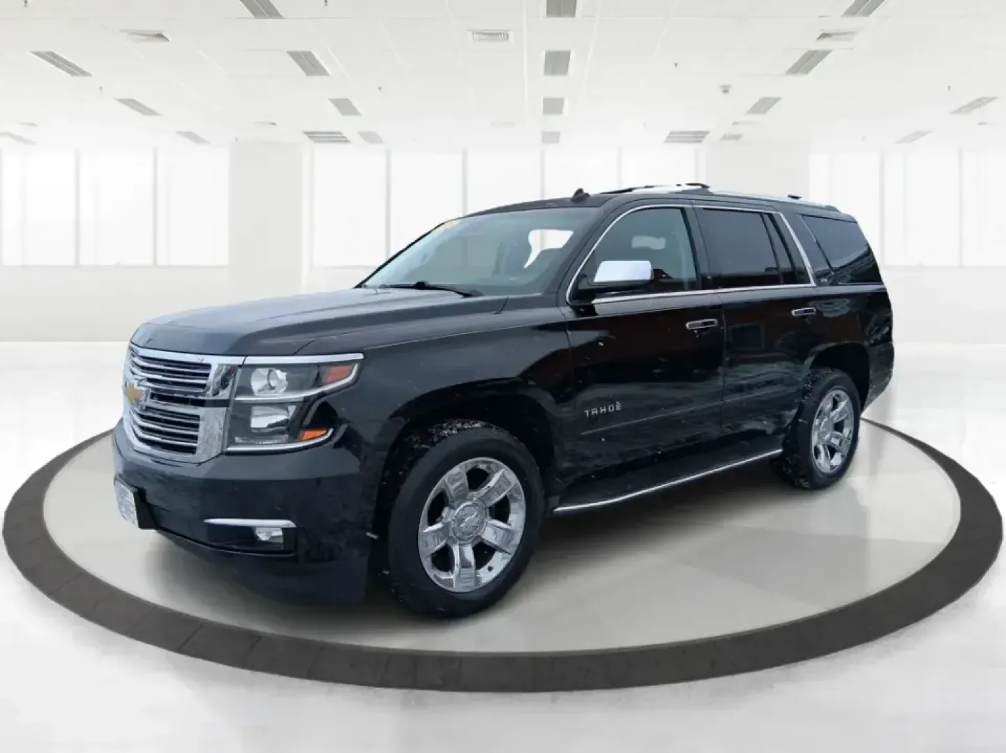 2015 Chevrolet Tahoe LTZ (1GNSKCKC9FR) with an EcoTec3 5.3L V-8 gasoline direct injection engine, 6-Speed Automatic transmission, located at 4508 South Dixie Dr, Moraine, OH, 45439, (937) 908-9800, 39.689976, -84.218452 - Big family weekend at Indian Lake, a road-trip up I-75, or a daily commute with room for coworkers and gear-this 2015 Chevrolet Tahoe LTZ 4WD is built for the kind of life that doesn't fit in a small SUV. Finished in sleek Black and powered by the EcoTec3 5.3L V8 with a smooth 6-speed automatic tran - Photo#8