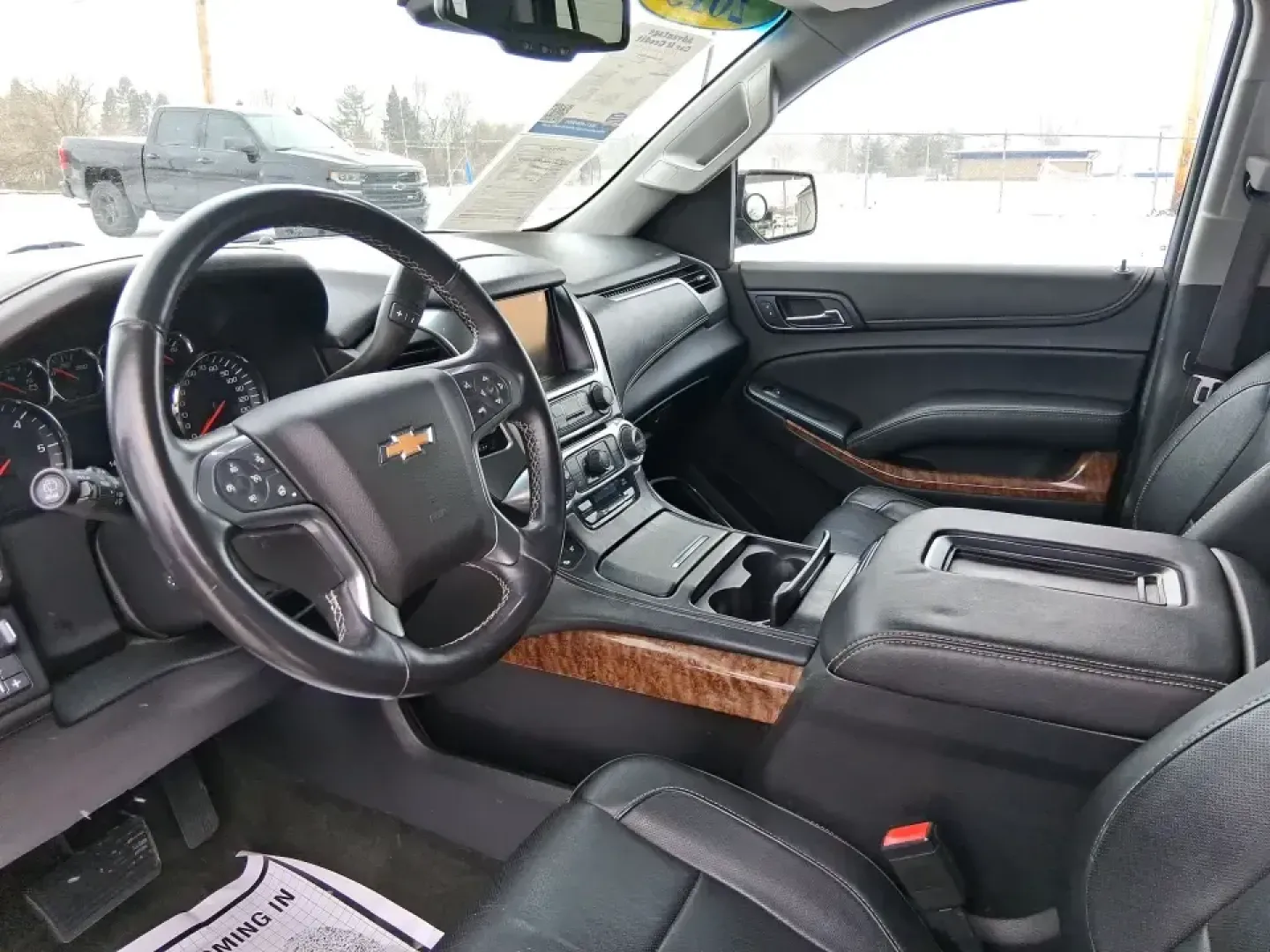 2015 Chevrolet Tahoe LTZ (1GNSKCKC9FR) with an EcoTec3 5.3L V-8 gasoline direct injection engine, 6-Speed Automatic transmission, located at 4508 South Dixie Dr, Moraine, OH, 45439, (937) 908-9800, 39.689976, -84.218452 - Big family weekend at Indian Lake, a road-trip up I-75, or a daily commute with room for coworkers and gear-this 2015 Chevrolet Tahoe LTZ 4WD is built for the kind of life that doesn't fit in a small SUV. Finished in sleek Black and powered by the EcoTec3 5.3L V8 with a smooth 6-speed automatic tran - Photo#9