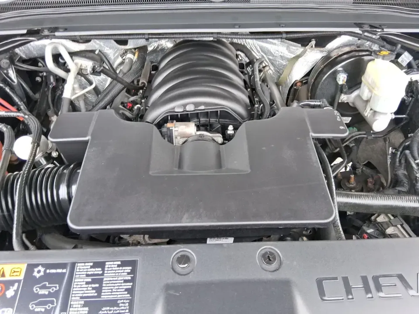 2015 Chevrolet Tahoe LTZ (1GNSKCKC9FR) with an EcoTec3 5.3L V-8 gasoline direct injection engine, 6-Speed Automatic transmission, located at 4508 South Dixie Dr, Moraine, OH, 45439, (937) 908-9800, 39.689976, -84.218452 - Big family weekend at Indian Lake, a road-trip up I-75, or a daily commute with room for coworkers and gear-this 2015 Chevrolet Tahoe LTZ 4WD is built for the kind of life that doesn't fit in a small SUV. Finished in sleek Black and powered by the EcoTec3 5.3L V8 with a smooth 6-speed automatic tran - Photo#11