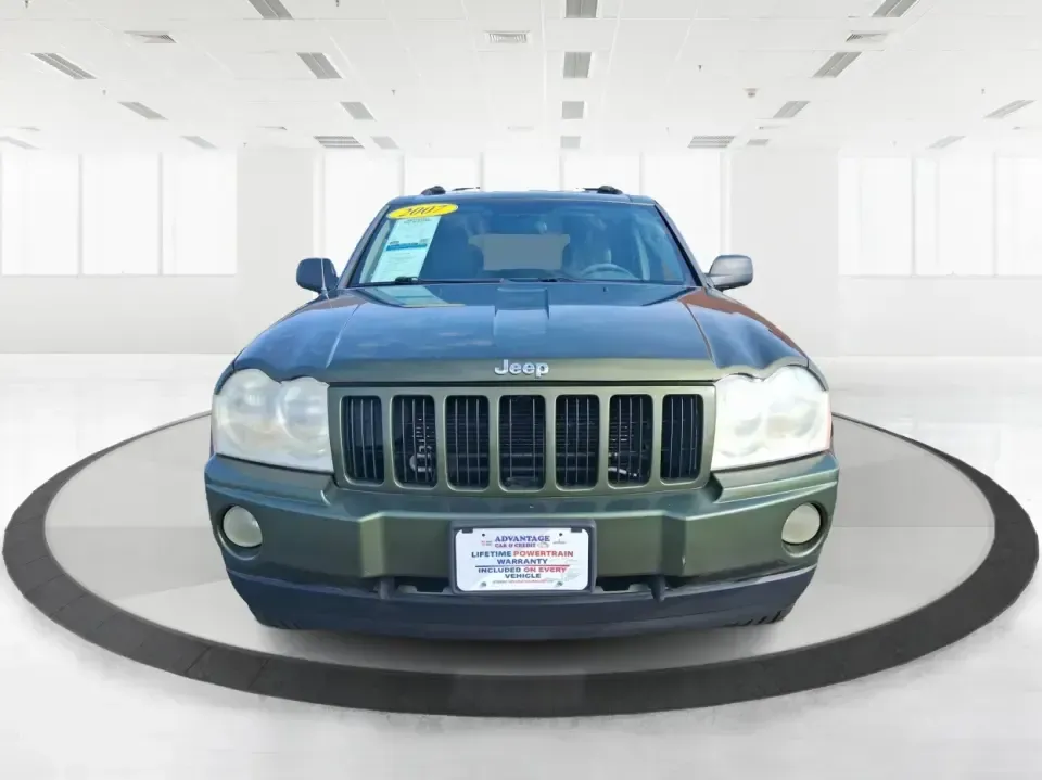 2007 Jeep Grand Cherokee Laredo (1J8GR48K47C) with an 3.7L V6 SOHC 12V engine, 5-Speed Automatic Overdrive transmission, located at 1951 S Dayton Lakeview Rd., New Carlisle, OH, 45344, (937) 908-9800, 39.890999, -84.050255 - Weekend getaways to the trails, winter commutes on slick Ohio roads, and family errands across town all get easier when you're in a capable SUV with true 4WD confidence. This **2007 Jeep Grand Cherokee Laredo** is built for drivers who want classic Jeep utility without giving up everyday comfort-ide - Photo#7