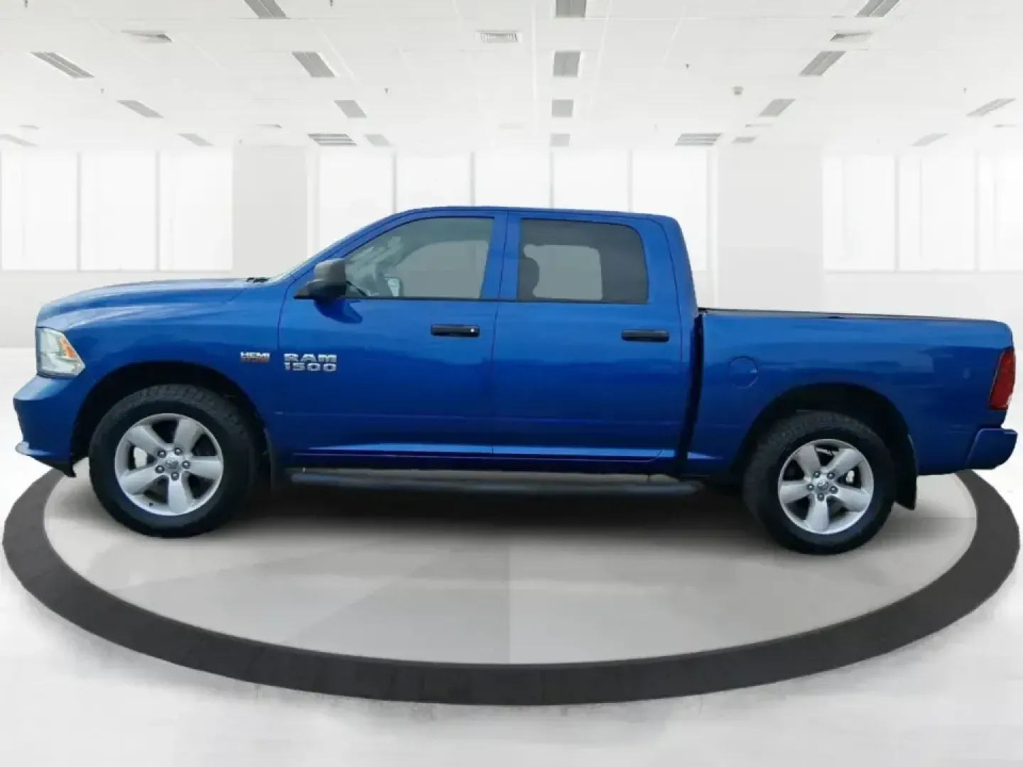 2015 Ram 1500 Express (3C6RR7KT8FG) with an 5.7L V8 OHV 16V engine, 6-Speed Automatic transmission, located at 1099 N County Rd 25A, Troy, OH, 45373, (937) 908-9800, 40.057079, -84.212883 - Need a truck that can handle weekday work, weekend projects, and spur-of-the-moment road trips to Indian Lake without flinching? This 2015 Ram 1500 Express Crew Cab is built for real life in West Central Ohio-comfortable enough for the daily commute, strong enough for towing and hauling, and roomy e - Photo#5