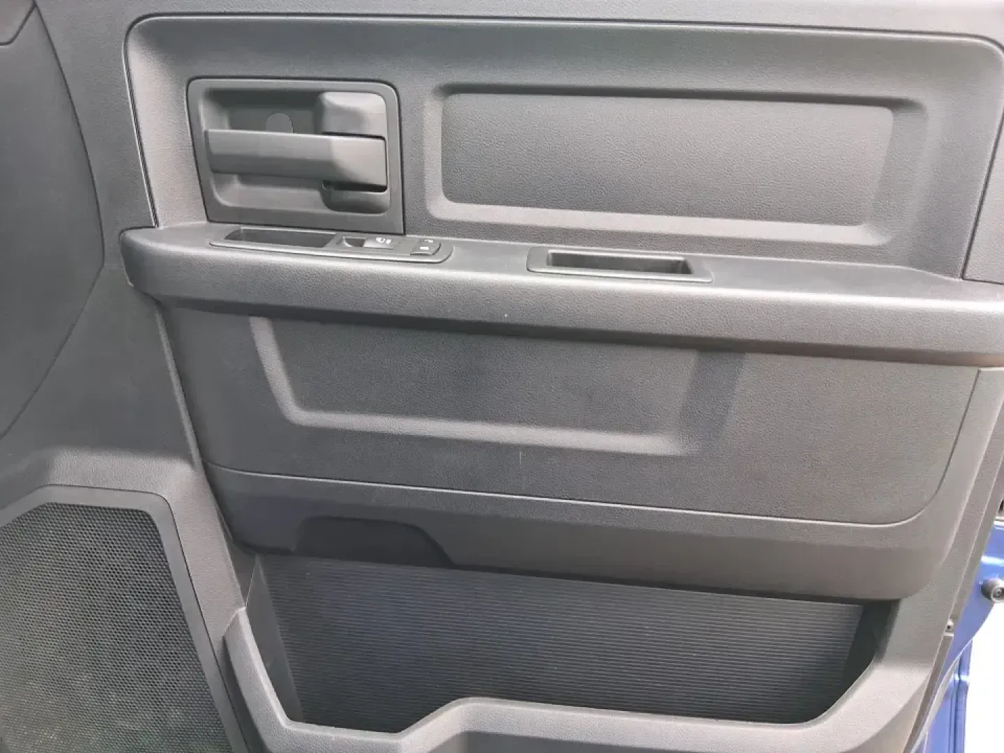 2015 Ram 1500 Express (3C6RR7KT8FG) with an 5.7L V8 OHV 16V engine, 6-Speed Automatic transmission, located at 1099 N County Rd 25A, Troy, OH, 45373, (937) 908-9800, 40.057079, -84.212883 - Need a truck that can handle weekday work, weekend projects, and spur-of-the-moment road trips to Indian Lake without flinching? This 2015 Ram 1500 Express Crew Cab is built for real life in West Central Ohio-comfortable enough for the daily commute, strong enough for towing and hauling, and roomy e - Photo#18