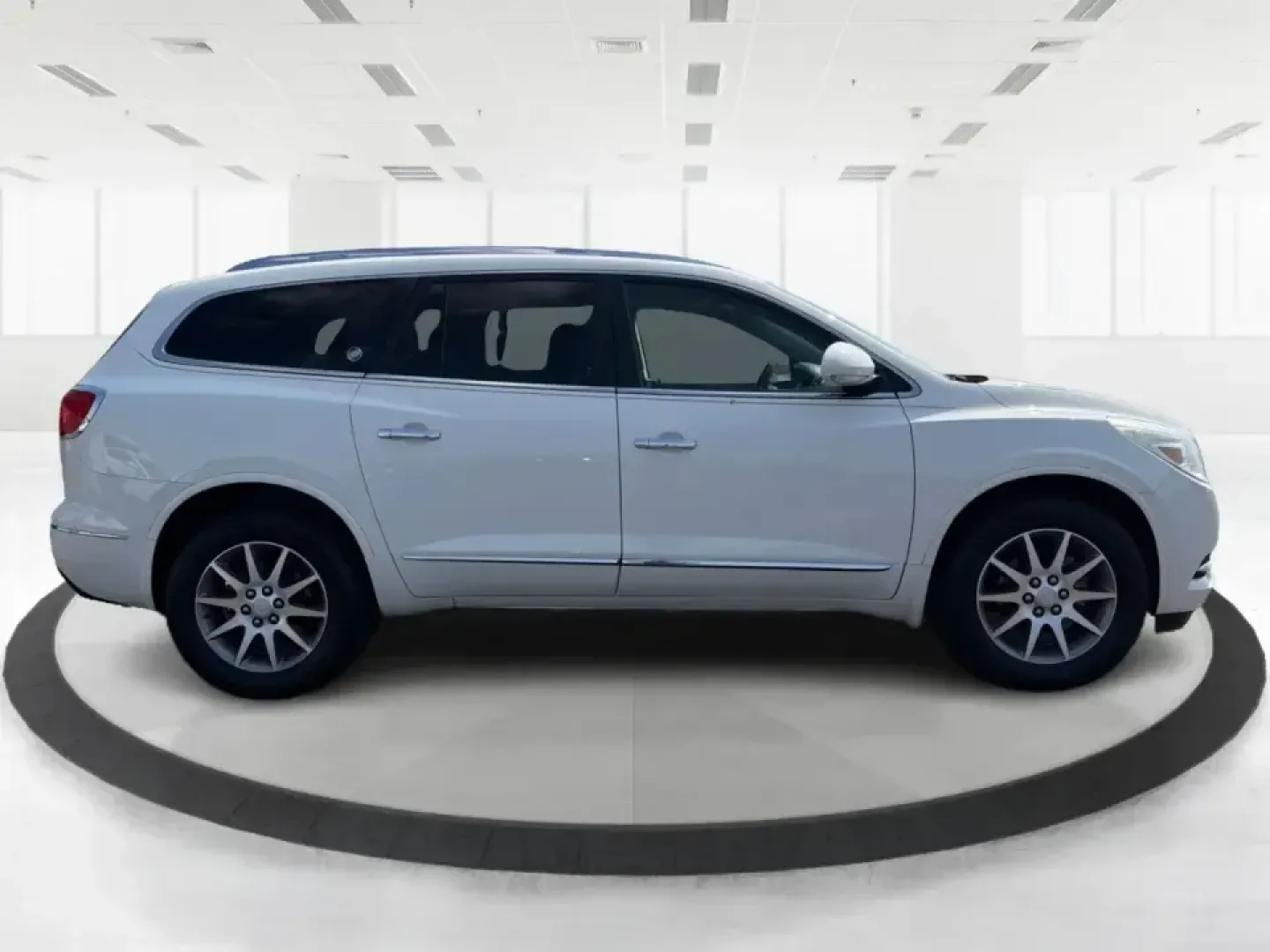 2015 Buick Enclave Leather (5GAKRBKDXFJ) with an 3.6L V-6 gasoline direct injection engine, 6-Speed Automatic Overdrive transmission, located at 1099 N County Rd 25A, Troy, OH, 45373, (937) 908-9800, 40.057079, -84.212883 - Pack up the kids, cue the road-trip playlist, and point your weekend plans toward somewhere fun-this 2015 Buick Enclave Leather in White Opal is built for real life in Troy, Ohio. Whether you're doing the school run, commuting up I75, or heading to the Dayton area for a family day out, the Enclave d- Photo#1
