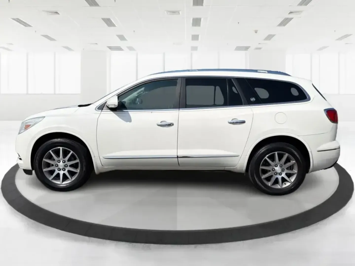 2015 Buick Enclave Leather (5GAKRBKDXFJ) with an 3.6L V-6 gasoline direct injection engine, 6-Speed Automatic Overdrive transmission, located at 1099 N County Rd 25A, Troy, OH, 45373, (937) 908-9800, 40.057079, -84.212883 - Pack up the kids, cue the road-trip playlist, and point your weekend plans toward somewhere fun-this 2015 Buick Enclave Leather in White Opal is built for real life in Troy, Ohio. Whether you're doing the school run, commuting up I75, or heading to the Dayton area for a family day out, the Enclave d- Photo#5