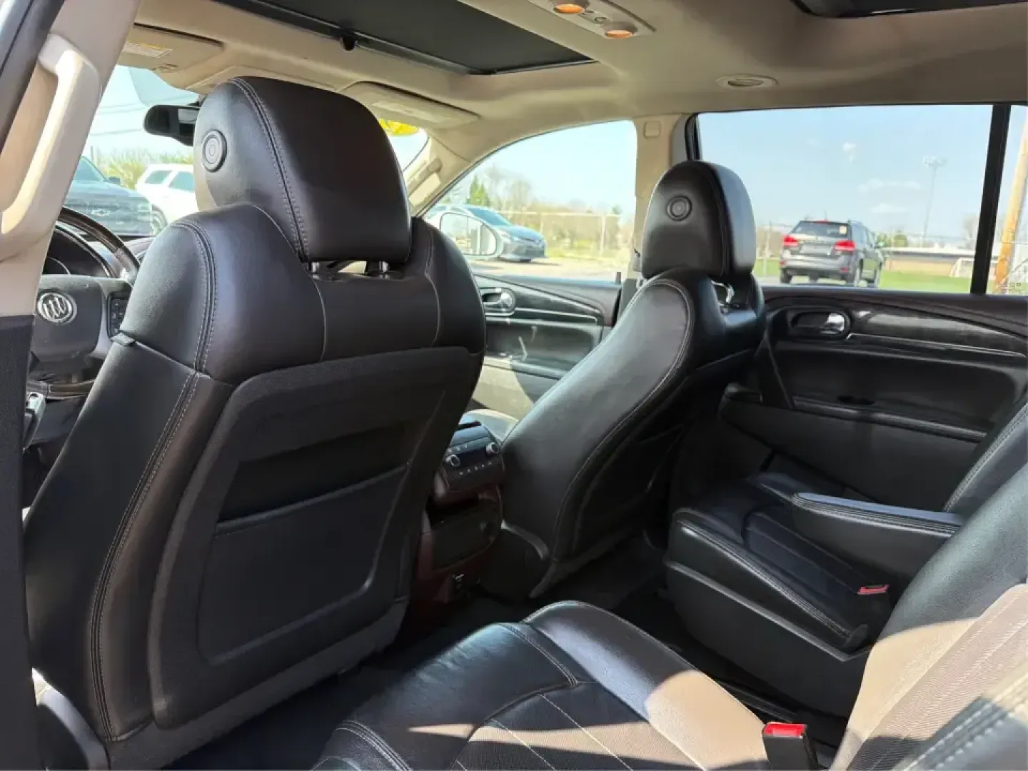 2015 Buick Enclave Leather (5GAKRBKDXFJ) with an 3.6L V-6 gasoline direct injection engine, 6-Speed Automatic Overdrive transmission, located at 1099 N County Rd 25A, Troy, OH, 45373, (937) 908-9800, 40.057079, -84.212883 - Pack up the kids, cue the road-trip playlist, and point your weekend plans toward somewhere fun-this 2015 Buick Enclave Leather in White Opal is built for real life in Troy, Ohio. Whether you're doing the school run, commuting up I75, or heading to the Dayton area for a family day out, the Enclave d- Photo#10