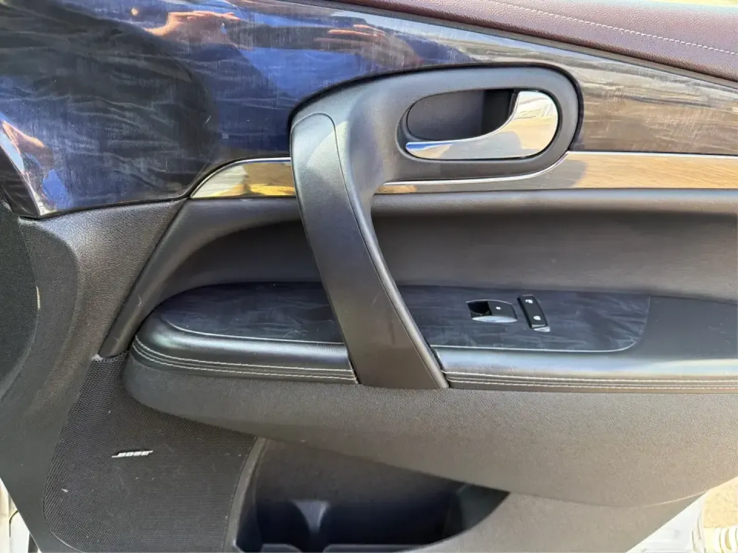 2015 Buick Enclave Leather (5GAKRBKDXFJ) with an 3.6L V-6 gasoline direct injection engine, 6-Speed Automatic Overdrive transmission, located at 1099 N County Rd 25A, Troy, OH, 45373, (937) 908-9800, 40.057079, -84.212883 - Pack up the kids, cue the road-trip playlist, and point your weekend plans toward somewhere fun-this 2015 Buick Enclave Leather in White Opal is built for real life in Troy, Ohio. Whether you're doing the school run, commuting up I75, or heading to the Dayton area for a family day out, the Enclave d- Photo#19