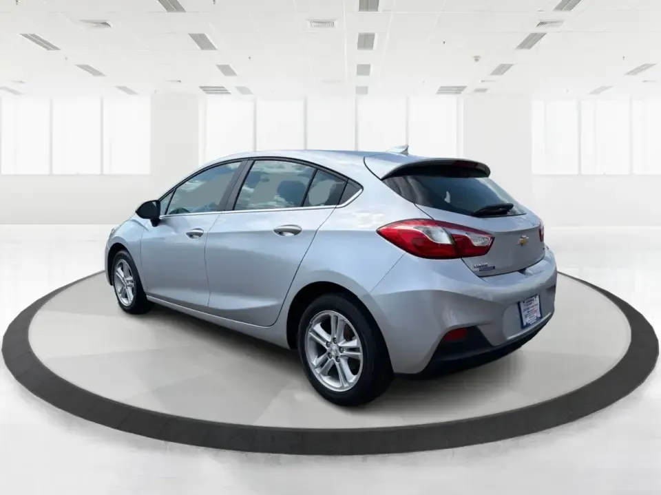 2018 Chevrolet Cruze LT Auto (3G1BE6SM8JS) with an 1.4L I-4 gasoline direct injection engine, 6A transmission, located at 880 E. National Road, Vandalia, OH, 45377, (937) 908-9800, 39.891918, -84.183594 - Pack the car, cue up your favorite playlist, and head out for a weekend getaway-this 2018 Chevrolet Cruze LT Auto Hatchback is the kind of practical, fuel-sipping daily driver that also shines for road trips, errands, and campus or work commutes around Vandalia. With its easy-to-park hatchback versa - Photo#4