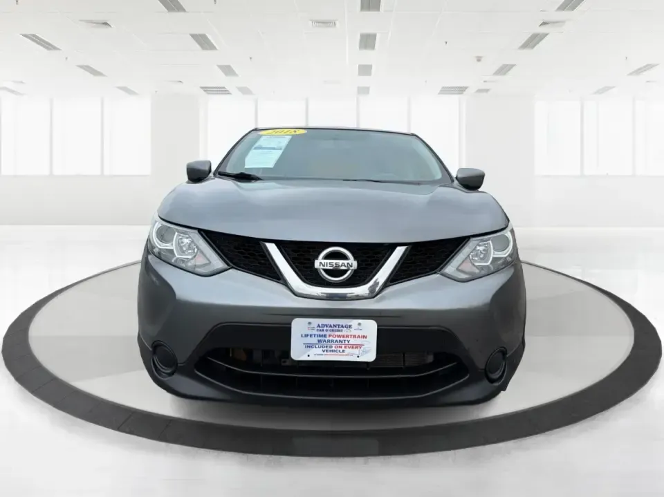 2018 Nissan Rogue S (JN1BJ1CP6JW) with an 2L I-4 gasoline direct injection engine, CVT transmission, located at 4508 South Dixie Dr, Moraine, OH, 45439, (937) 908-9800, 39.689976, -84.218452 - Picture your next week: an easy I75 commute into Dayton, school drop-offs in nearby Kettering, a Costco run, and a weekend drive down to Carillon Historical Park or a quick lap around the Dayton Mall area-all with one SUV that's sized right for real life. This 2018 Nissan Rogue S in sleek Gun Metall - Photo#7