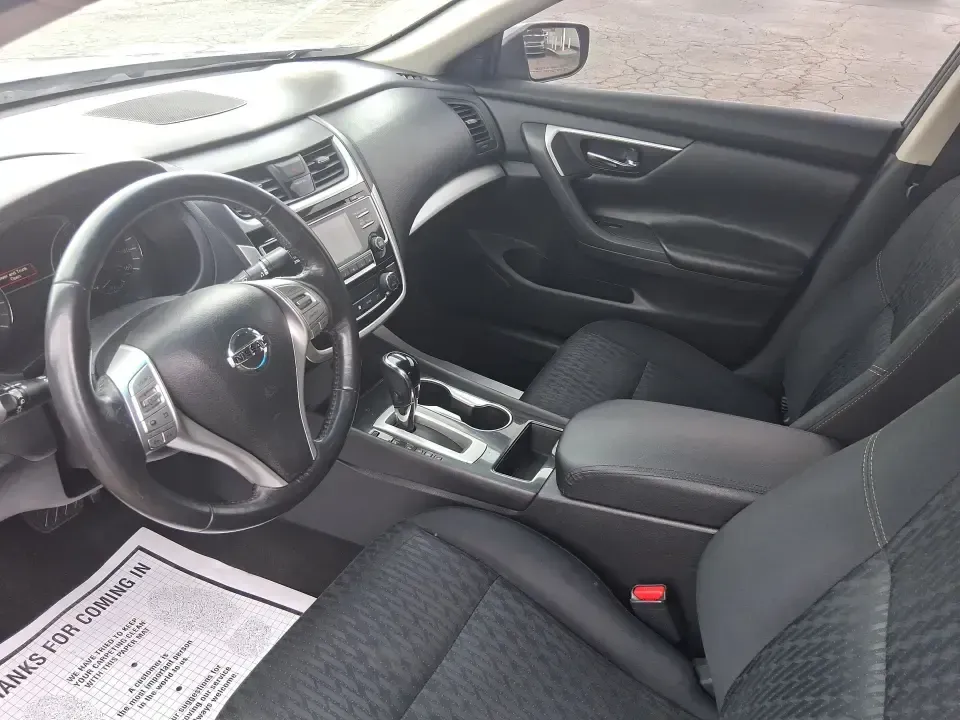 2018 Nissan Altima 2.5 SV (1N4AL3AP0JC) with an 2.5L I-4 DOHC engine, CVT transmission, located at 8750 N County Rd 25A, Piqua, OH, 45356, (937) 908-9800, 40.164391, -84.232513 - Make every mile easier-whether you're tackling a long commute down I75, running kids to practice after school, or planning a weekend day trip to the Miami County Fairgrounds. This 2018 Nissan Altima 2.5 SV in Gun Metallic is the kind of comfortable, efficient sedan that fits real-life schedules in P - Photo#9