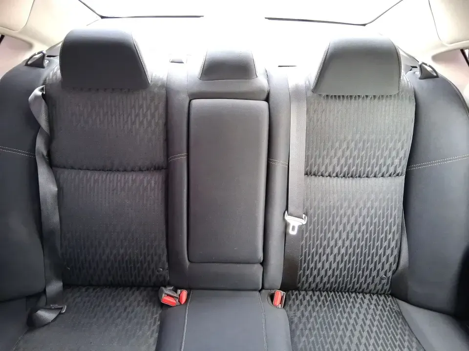 2018 Nissan Altima 2.5 SV (1N4AL3AP0JC) with an 2.5L I-4 DOHC engine, CVT transmission, located at 8750 N County Rd 25A, Piqua, OH, 45356, (937) 908-9800, 40.164391, -84.232513 - Make every mile easier-whether you're tackling a long commute down I75, running kids to practice after school, or planning a weekend day trip to the Miami County Fairgrounds. This 2018 Nissan Altima 2.5 SV in Gun Metallic is the kind of comfortable, efficient sedan that fits real-life schedules in P - Photo#14