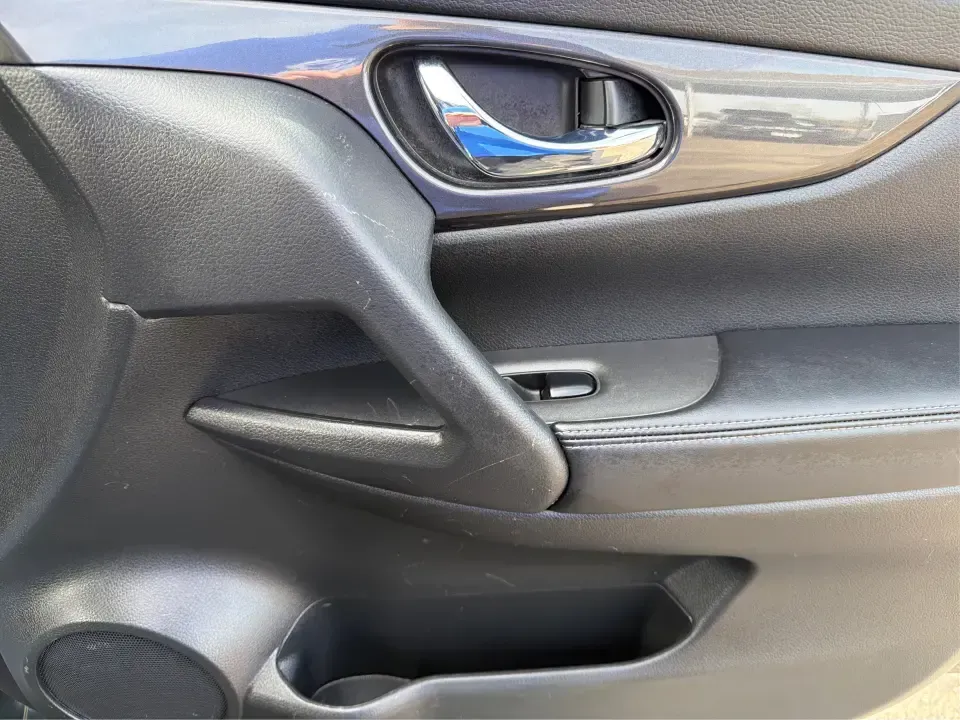 2020 Nissan Rogue S AWD (JN8AT2MV6LW) with an 2.5L L4 DOHC 16V engine, CVT transmission, located at 880 E. National Road, Vandalia, OH, 45377, (937) 908-9800, 39.891918, -84.183594 - Make your next week look easier-school drop-offs, grocery runs, and quick getaways to the lake all feel simpler in an SUV that's comfortable, confident in bad weather, and efficient for everyday driving. This **2020 Nissan Rogue S AWD** is a practical choice for busy families, commuters heading down- Photo#18