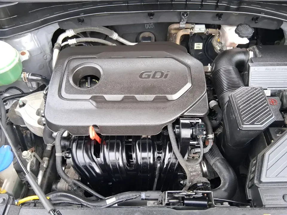 2018 Kia Sportage LX (KNDPM3AC0J7) with an Theta II 2.4L I-4 gasoline direct injection engine, 6A transmission, located at 1099 N County Rd 25A, Troy, OH, 45373, (937) 908-9800, 40.057079, -84.212883 - Weekend road trips to the Miami County Fair, daily commutes down I75, or quick errands between Downtown Troy and the shops near West Main Street-this 2018 Kia Sportage LX is the kind of compact SUV that fits real life. With its versatile crossover layout, confident road manners, and smart cargo spac - Photo#11