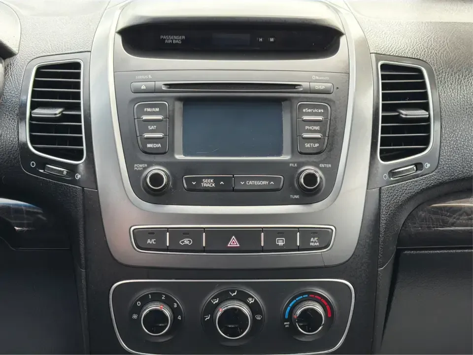 2014 Kia Sorento LX V6 (5XYKTDA74EG) with an Lambda II 3.3L V-6 gasoline direct injection engine, 6-Speed Automatic transmission, located at 8750 N County Rd 25A, Piqua, OH, 45356, (937) 908-9800, 40.164391, -84.232513 - Picture your next Ohio weekend: the kids loaded up for a day at Johnston Farm and Indian Agency, groceries stowed for the week, and enough power on tap to handle I75 merges without breaking a sweat. This 2014 Kia Sorento LX V6 in Bright Silver is the kind of do-it-all SUV that fits real life in Pi - Photo#13