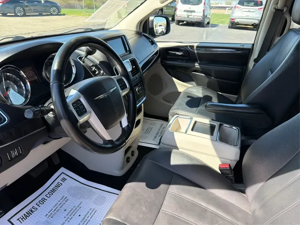 2016 Chrysler Town and Country Touring (2C4RC1BG5GR) with an Pentastar 3.6L V-6 DOHC engine, 6A transmission, located at 8750 N County Rd 25A, Piqua, OH, 45356, (937) 908-9800, 40.164391, -84.232513 - Load up the kids, the cooler, and the weekend plans-this 2016 Chrysler Town and Country Touring is the kind of family-first van that makes school drop-offs, long commutes, and road trips feel effortless. With its roomy passenger-van layout, versatile seating, and comfort features that keep everyon - Photo#9