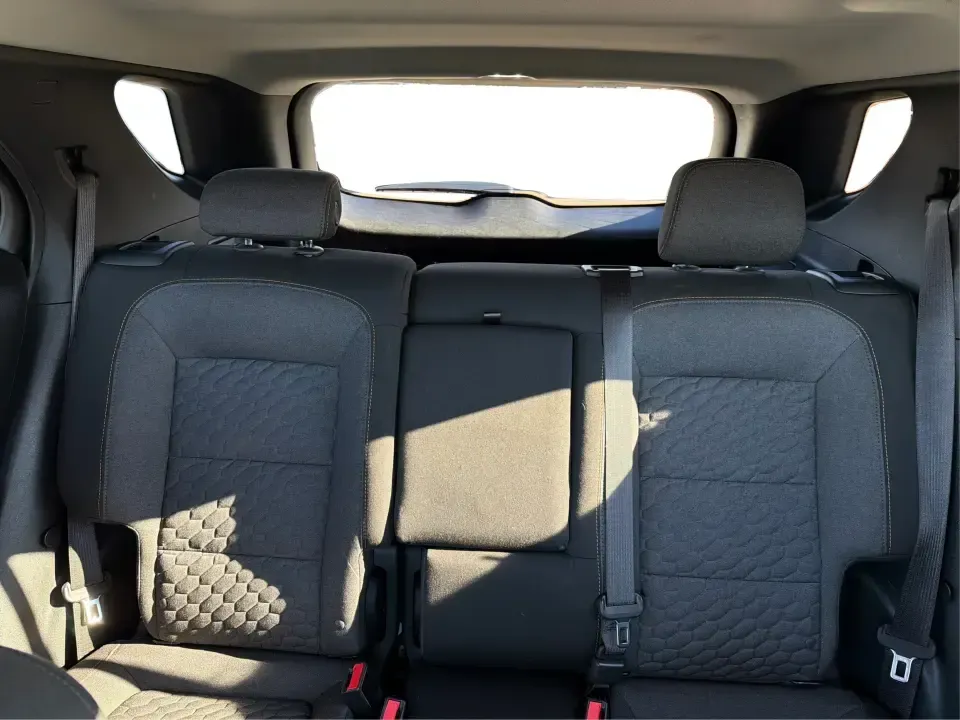 2018 Chevrolet Equinox LT (3GNAXSEV1JL) with an 1.5L I-4 gasoline direct injection engine, 6A transmission, located at 8750 N County Rd 25A, Piqua, OH, 45356, (937) 908-9800, 40.164391, -84.232513 - Picture your next Ohio road trip: a comfortable SUV loaded with gear, the kids settled in, and the confidence to keep going when the weather turns or the route heads off the main road. This 2018 Chevrolet Equinox LT in Storm Blue Metallic is built for real life in and around Piqua-whether you're com - Photo#14