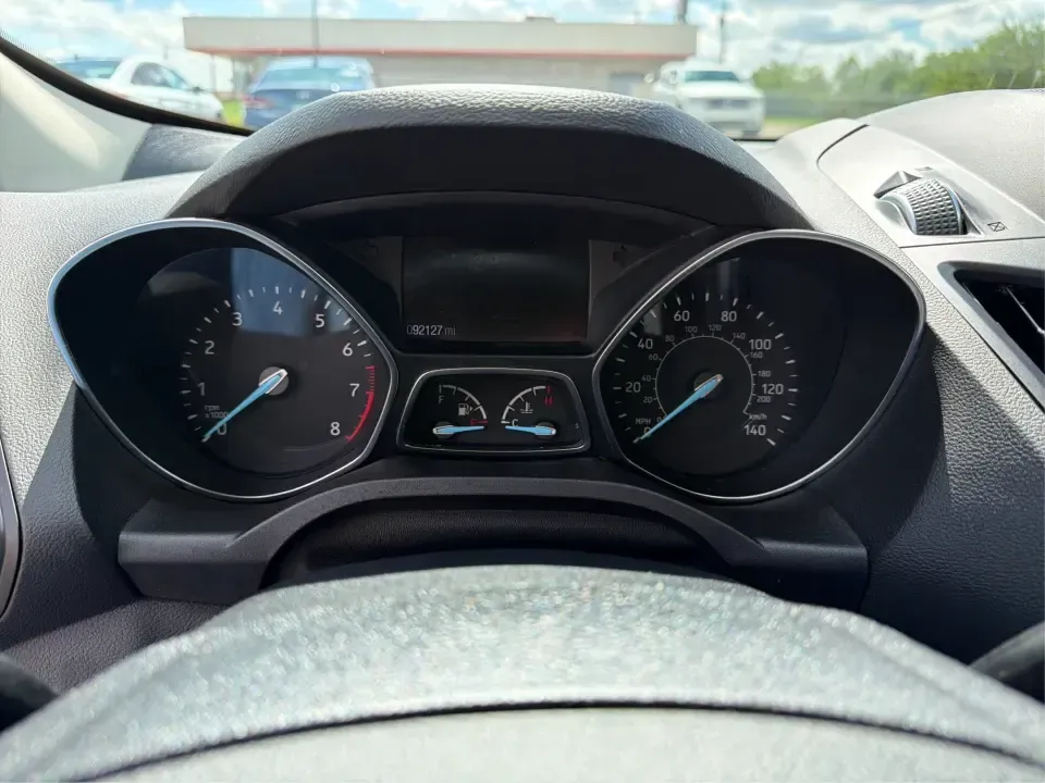 2018 Ford Escape SE (1FMCU0GD2JU) with an 1.5L L4 DOHC 16V engine, 6A transmission, located at 1951 S Dayton Lakeview Rd., New Carlisle, OH, 45344, (937) 908-9800, 39.890999, -84.050255 - Picture your next easy-to-live-with SUV: something that handles weekday commutes down I70, last-minute grocery runs near Brandt Pike, and weekend getaways to Buck Creek State Park without draining your budget. This 2018 Ford Escape SE is built for real life in Clark County-comfortable, efficient, an - Photo#14