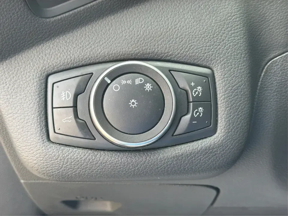 2018 Ford Escape SE (1FMCU0GD2JU) with an 1.5L L4 DOHC 16V engine, 6A transmission, located at 1951 S Dayton Lakeview Rd., New Carlisle, OH, 45344, (937) 908-9800, 39.890999, -84.050255 - Picture your next easy-to-live-with SUV: something that handles weekday commutes down I70, last-minute grocery runs near Brandt Pike, and weekend getaways to Buck Creek State Park without draining your budget. This 2018 Ford Escape SE is built for real life in Clark County-comfortable, efficient, an - Photo#16