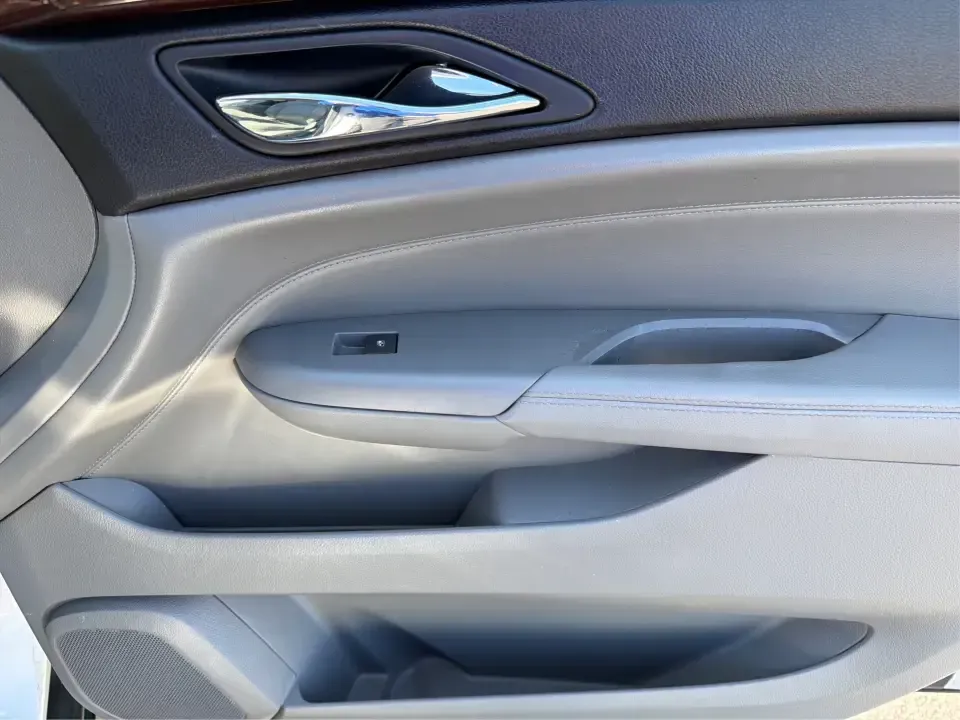 2010 Cadillac SRX Luxury Collection (3GYFNAEY6AS) with an Ecotec 3L V-6 gasoline direct injection engine, 6-Speed Automatic transmission, located at 401 Woodman Dr, Riverside, OH, 45431, (937) 908-9800, 39.760899, -84.123421 - Upgrade your daily commute, school drop-offs, and weekend getaways with a luxury SUV that feels at home everywhere from I675 to a night out near The Greene-this 2010 Cadillac SRX Luxury Collection is built for drivers who want comfort, confidence, and premium style without sacrificing practicality. - Photo#20