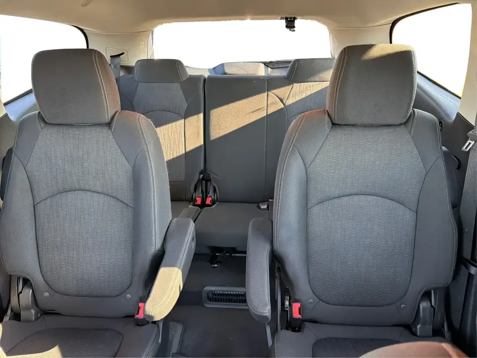 2017 Chevrolet Traverse 1LT (1GNKRGKD6HJ) with an 3.6L V-6 gasoline direct injection engine, 6A transmission, located at 8750 N County Rd 25A, Piqua, OH, 45356, (937) 908-9800, 40.164391, -84.232513 - Road trips to Indian Lake, busy school mornings, and comfortable daily commutes down I75 are exactly what this SUV was built for. If you need a three-row family hauler that still feels confident and composed on Ohio back roads, this **2017 Chevrolet Traverse 1LT** in **Tungsten Metallic** delivers t - Photo#14