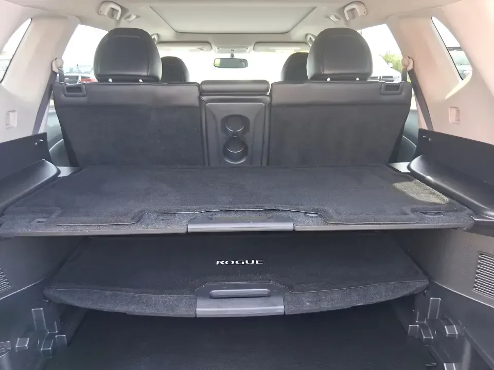 2015 Nissan Rogue SL (5N1AT2MVXFC) with an 2.5L I-4 DOHC engine, Continuously Variable Transmission transmission, located at 1230 East Main St, Xenia, OH, 45385, (937) 908-9800, 39.688026, -83.910172 - Picture your next Ohio weekend: loading up the kids and the cooler, merging onto US35 for a quick run to Wright-Patterson Air Force Base, or taking a scenic drive through John Bryan State Park-without stressing over winter weather, space, or comfort. This 2015 Nissan Rogue SL in Gun Metallic is the - Photo#12