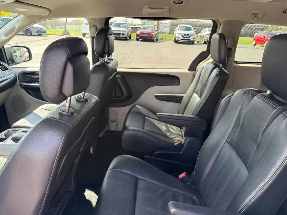 2016 Chrysler Town and Country Touring (2C4RC1BGXGR) with an Pentastar 3.6L V-6 DOHC engine, 6A transmission, located at 1184 Kauffman Ave, Fairborn, OH, 45324, (937) 908-9800, 39.807072, -84.030914 - Life gets busy fast-school drop-offs, long commutes, weekend tournaments, and the occasional road trip to reset. The 2016 Chrysler Town and Country Touring is built for that real-life rhythm, giving you minivan practicality with comfort features that make every mile easier. Finished in Brilliant B - Photo#10