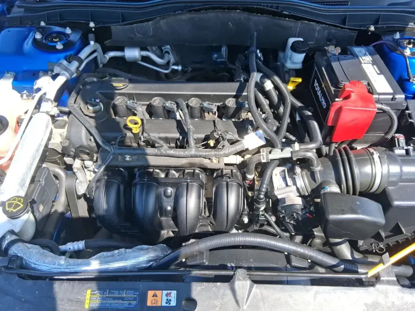 2012 Ford Fusion SE (3FAHP0HAXCR) with an 2.5L L4 DOHC 16V engine, located at 401 Woodman Dr, Riverside, OH, 45431, (937) 908-9800, 39.760899, -84.123421 - Start your next chapter in a sedan that fits real life-school drop-offs, long commutes to Wright-Patterson AFB, and easy weekend drives out toward Carillon Historical Park or along the Great Miami River. This 2012 Ford Fusion SE is a practical, comfortable daily driver with the style to feel like an- Photo#11