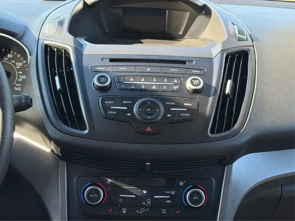 2018 Ford Escape SE FWD (1FMCU0GD6JU) with an 1.5L L4 DOHC 16V engine, 6A transmission, located at 1099 N County Rd 25A, Troy, OH, 45373, (937) 908-9800, 40.057079, -84.212883 - Weekday commute down I75, school drop-offs, and spontaneous weekend getaways to Charleston Falls Preserve all get easier in a compact SUV that fits real life. This 2018 Ford Escape SE FWD is a smart pick for Troy, Ohio drivers who want SUV versatility without the bulk-easy to park near downtown Troy- Photo#13