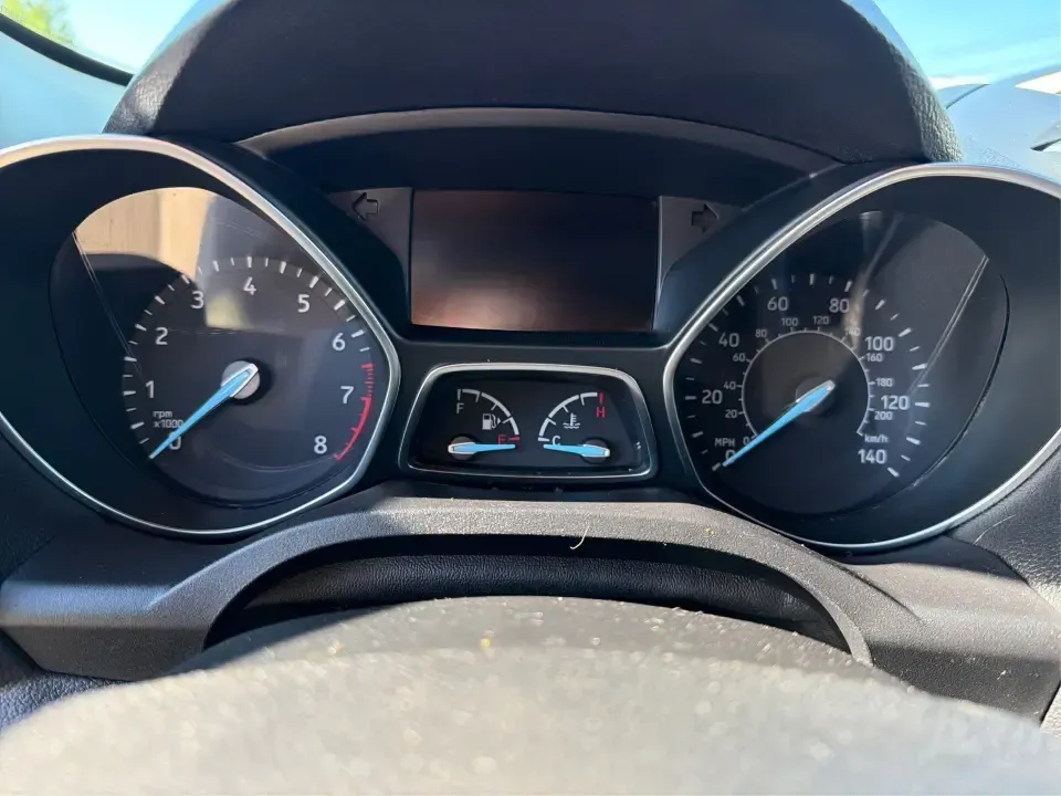 2018 Ford Escape SE FWD (1FMCU0GD6JU) with an 1.5L L4 DOHC 16V engine, 6A transmission, located at 1099 N County Rd 25A, Troy, OH, 45373, (937) 908-9800, 40.057079, -84.212883 - Weekday commute down I75, school drop-offs, and spontaneous weekend getaways to Charleston Falls Preserve all get easier in a compact SUV that fits real life. This 2018 Ford Escape SE FWD is a smart pick for Troy, Ohio drivers who want SUV versatility without the bulk-easy to park near downtown Troy- Photo#15