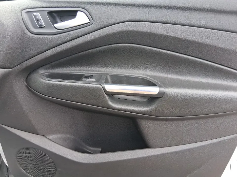 2015 Ford Escape SE (1FMCU9G91FU) with an 2.0L L4 DOHC 16V engine, 6-Speed Automatic transmission, located at 880 E. National Road, Vandalia, OH, 45377, (937) 908-9800, 39.891918, -84.183594 - Weekend getaways to Englewood MetroPark, snowy commutes down I75, and everyday school-and-grocery runs all feel easier when you've got an SUV that's sized right, confident in bad weather, and comfortable for the long haul. This **2015 Ford Escape SE 4WD** in **Ingot Silver** is a smart pick for driv - Photo#19