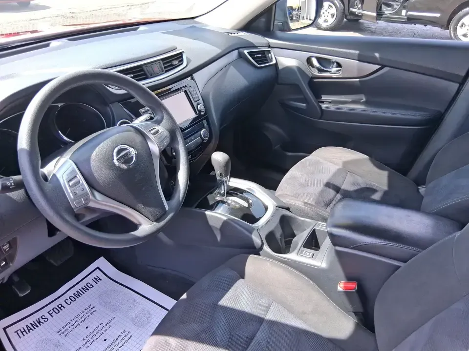 2015 Nissan Rogue SV (KNMAT2MV8FP) with an 2.5L I-4 DOHC engine, Continuously Variable Transmission transmission, located at 880 E. National Road, Vandalia, OH, 45377, (937) 908-9800, 39.891918, -84.183594 - Pack up the kids, load the cooler, and point the SUV toward your next weekend escape-this Cayenne Red 2015 Nissan Rogue SV is the kind of do-it-all crossover that fits real life in Vandalia, from school drop-offs and grocery runs to road trips up I75. With confident 4WD/AWD traction, a comfortable c - Photo#9