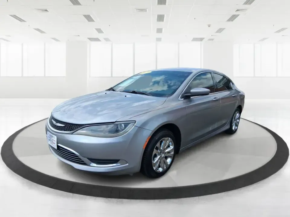 2015 Chrysler 200 Limited (1C3CCCAB5FN) with an 2.4L L4 DOHC 16V engine, 9-Speed Automatic transmission, located at 1099 N County Rd 25A, Troy, OH, 45373, (937) 908-9800, 40.057079, -84.212883 - Need a comfortable, efficient sedan for the daily commute from Troy to Dayton, quick errands along N County Rd 25A, or a weekend road trip down I-75? This 2015 Chrysler 200 Limited in Billet Silver Metallic Clearcoat fits real-life driving with a refined cabin, modern tech, and practical space for f- Photo#8