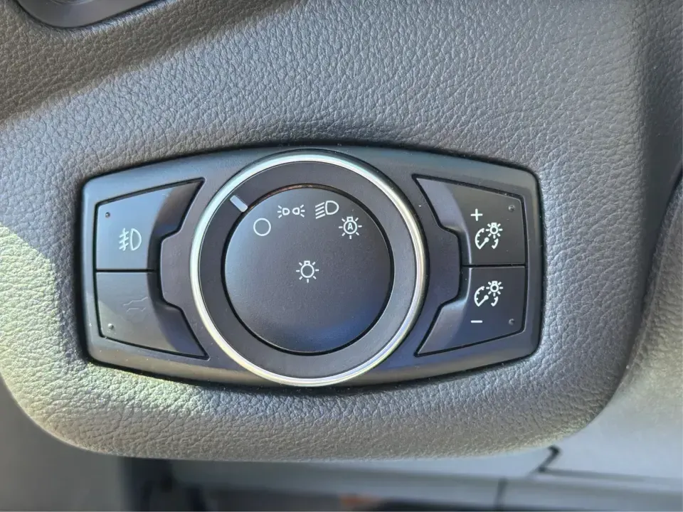 2017 Ford Escape SE (1FMCU0GD2HU) with an 1.5L L4 DOHC 16V engine, 6A transmission, located at 8750 N County Rd 25A, Piqua, OH, 45356, (937) 908-9800, 40.164391, -84.232513 - Picture a weekday that starts with a smooth commute up N County Rd 25A, turns into easy school drop-offs, and ends with a weekend escape to Indian Lake or a quick run down I75 for shopping and dinner-this 2017 Ford Escape SE is built for real life in and around Piqua, Ohio. Finished in standout Whit - Photo#17