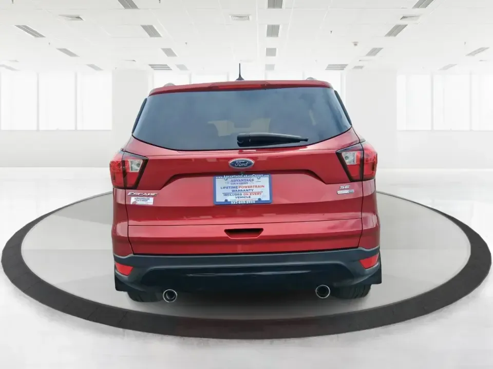 2019 Ford Escape SE (1FMCU9GD8KU) with an 1.5L L4 DOHC 16V engine, 6A transmission, located at 8750 N County Rd 25A, Piqua, OH, 45356, (937) 908-9800, 40.164391, -84.232513 - Make your next week look easier: a confident, all-weather SUV for school runs, long commutes up I75, and spontaneous weekend getaways to Indian Lake or downtown Troy. This **2019 Ford Escape SE** blends practical space with the kind of comfort and tech that fits real life in **Piqua, Ohio**-whether - Photo#3