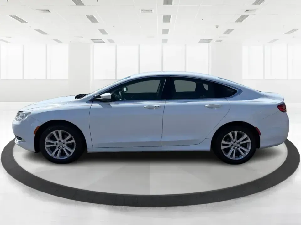 2016 Chrysler 200 Limited (1C3CCCABXGN) with an 2.4L L4 DOHC 16V engine, 9A transmission, located at 1184 Kauffman Ave, Fairborn, OH, 45324, (937) 908-9800, 39.807072, -84.030914 - Need a comfortable, efficient sedan for daily commuting to Wright-Patterson AFB, weekend trips to Yellow Springs, or school-and-sports carpools around Fairborn? This 2016 Chrysler 200 Limited delivers the kind of smooth ride, upscale cabin feel, and highway-friendly MPG that fits real life in the Mi- Photo#5