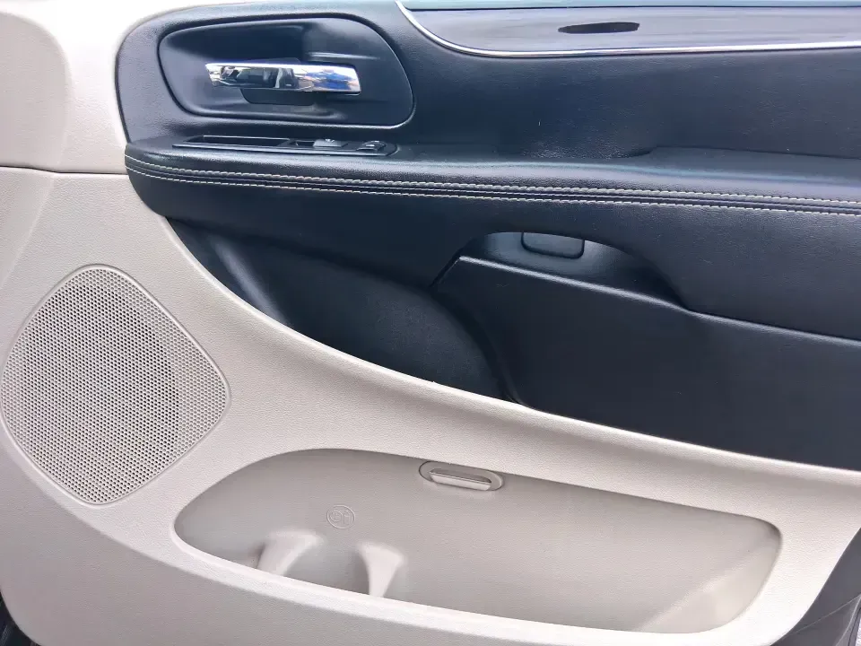 2014 Dodge Grand Caravan SXT 30th Anniversary (2C4RDGCGXER) with an 3.6L V-6 DOHC engine, 6-Speed Automatic transmission, located at 1951 S Dayton Lakeview Rd., New Carlisle, OH, 45344, (937) 908-9800, 39.890999, -84.050255 - Load up the kids, the coolers, and the weekend plans-this 2014 Dodge Grand Caravan SXT 30th Anniversary is built for real life in Ohio, whether you're handling school drop-offs, commuting down I70, or taking a road trip to the National Museum of the U.S. Air Force in nearby Dayton. With three rows a - Photo#20