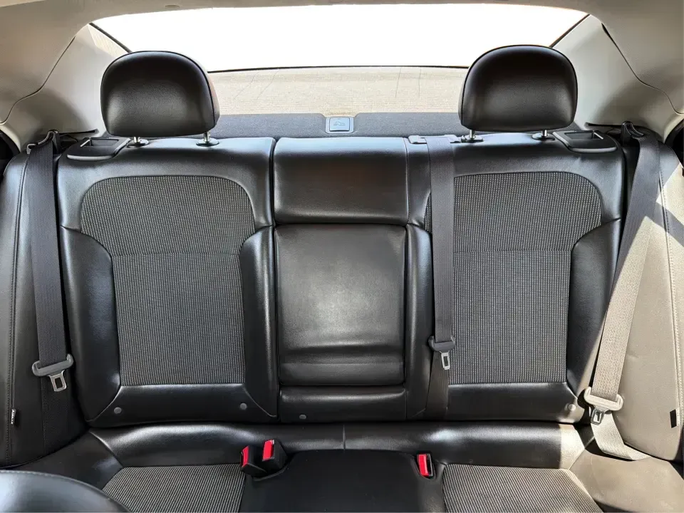 2015 Chevrolet Malibu 1LT (1G11C5SL5FF) with an ECOTEC 2.5L I-4 gasoline direct injection engine, 6-Speed Automatic transmission, located at 1951 S Dayton Lakeview Rd., New Carlisle, OH, 45344, (937) 908-9800, 39.890999, -84.050255 - Need a dependable, comfortable sedan for the daily commute between New Carlisle and Dayton, school drop-offs, or easy weekend getaways to Springfield? This 2015 Chevrolet Malibu 1LT is built for real-life driving-smooth on I70, easy to park around downtown New Carlisle, and efficient enough to keep - Photo#14