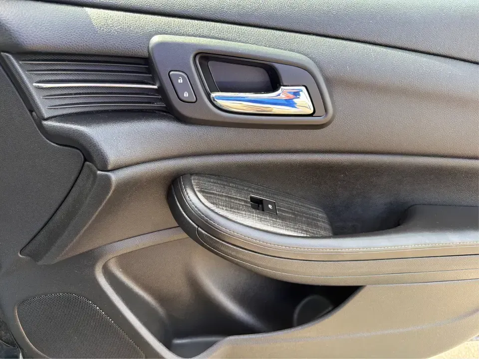 2015 Chevrolet Malibu 1LT (1G11C5SL5FF) with an ECOTEC 2.5L I-4 gasoline direct injection engine, 6-Speed Automatic transmission, located at 1951 S Dayton Lakeview Rd., New Carlisle, OH, 45344, (937) 908-9800, 39.890999, -84.050255 - Need a dependable, comfortable sedan for the daily commute between New Carlisle and Dayton, school drop-offs, or easy weekend getaways to Springfield? This 2015 Chevrolet Malibu 1LT is built for real-life driving-smooth on I70, easy to park around downtown New Carlisle, and efficient enough to keep - Photo#20