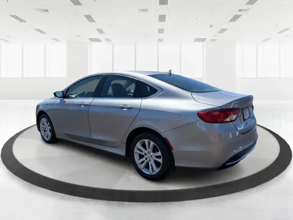 2016 Chrysler 200 Limited Platinum (1C3CCCABXGN) with an 2.4L L4 DOHC 16V engine, 9A transmission, located at 1184 Kauffman Ave, Fairborn, OH, 45324, (937) 908-9800, 39.807072, -84.030914 - Picture your next weekday commute down I675 or a smooth evening drive past Wright State University-quiet cabin, premium touches, and the kind of comfort that makes errands, school drop-offs, and date nights feel effortless. This 2016 Chrysler 200 Limited Platinum in Billet Silver Metallic Clearcoat - Photo#4