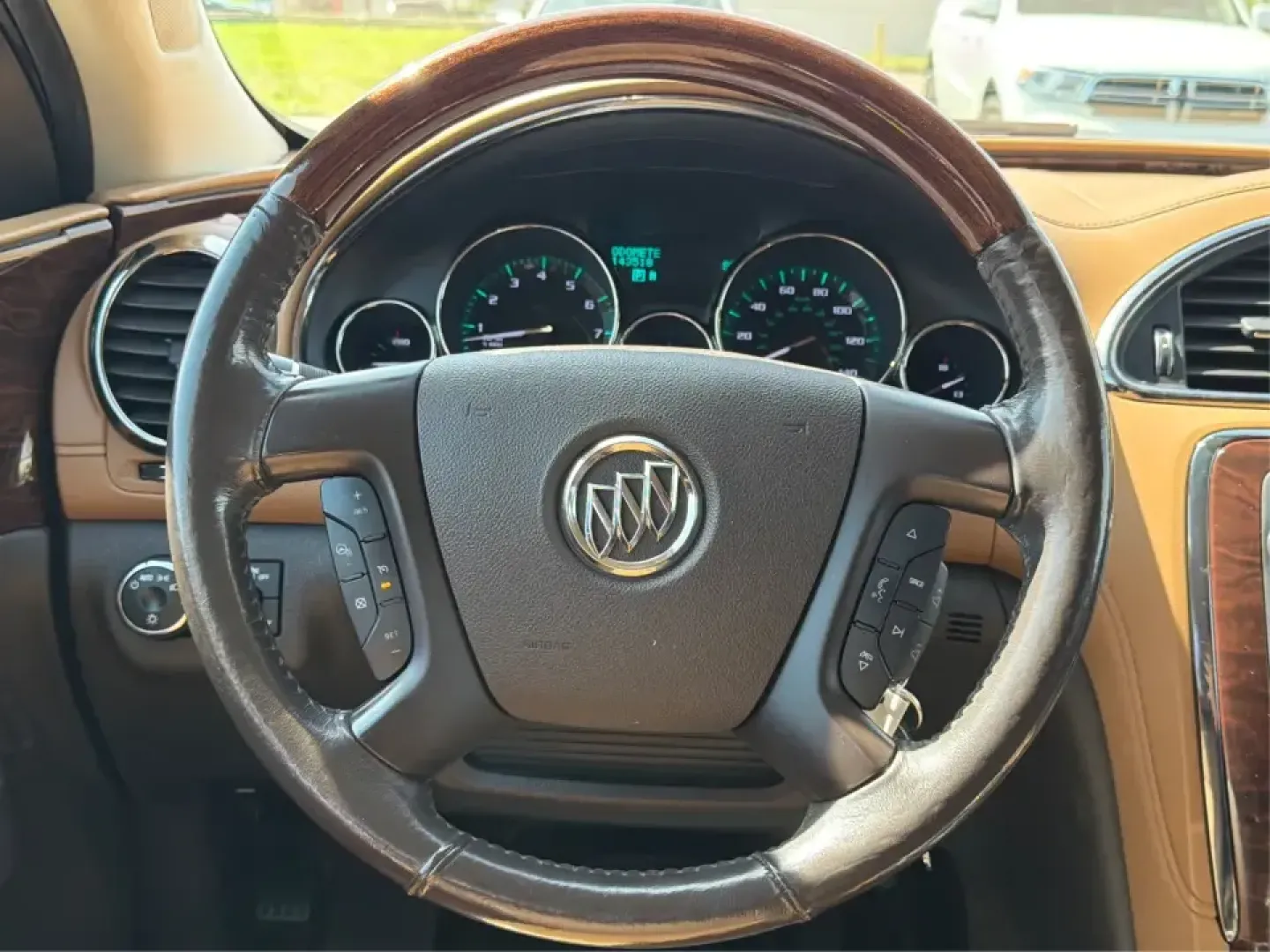 2016 Buick Enclave Leather (5GAKVBKD6GJ) with an 3.6L V-6 gasoline direct injection engine, 6-Speed Automatic Overdrive transmission, located at 1184 Kauffman Ave, Fairborn, OH, 45324, (937) 908-9800, 39.807072, -84.030914 - Need one vehicle that can handle school drop-offs, grocery runs, and a weekend road trip down I-75 without feeling cramped? This 2016 Buick Enclave Leather in Iridium Metallic is built for real-life family logistics and comfortable commuting around Moraine, Dayton, and the Miami Valley-offering thre - Photo#16
