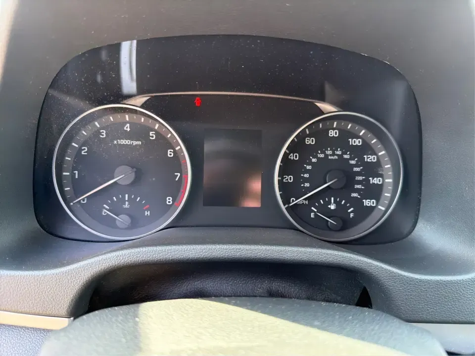 2018 Hyundai Elantra SE (KMHD74LF2JU) with an Nu 2L I-4 DOHC engine, 6A transmission, located at 4508 South Dixie Dr, Moraine, OH, 45439, (937) 908-9800, 39.689976, -84.218452 - Need a dependable commuter that's easy to park downtown, comfortable for I-75 and SR-725 drives, and efficient enough for everyday errands from Moraine to Dayton? This 2018 Hyundai Elantra SE in Galactic Gray Metallic is a smart, budget-friendly sedan built for real life-work runs, school drop-offs, - Photo#15