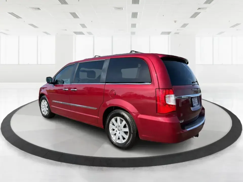 2015 Chrysler Town and Country Touring (2C4RC1BG6FR) with an 3.6L V-6 DOHC engine, 6-Speed Automatic transmission, located at 1230 East Main St, Xenia, OH, 45385, (937) 908-9800, 39.688026, -83.910172 - Load up the kids, the gear, and the snacks-this 2015 Chrysler Town and Country Touring is built for real-life family schedules, long commutes, and weekend getaways without the stress. Whether you're shuttling to practice, carpooling through Greene County, or planning a road trip that starts on US- - Photo#4
