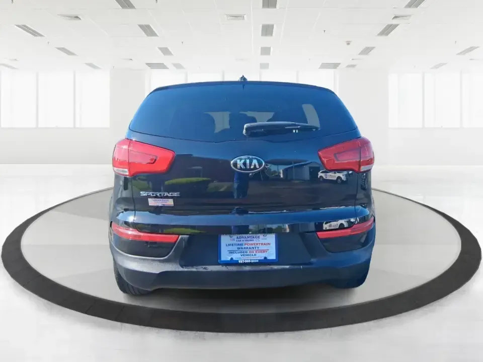 2016 Kia Sportage LX (KNDPBCAC7G7) with an Theta II 2.4L I-4 gasoline direct injection engine, 6-Speed Automatic transmission, located at 880 E. National Road, Vandalia, OH, 45377, (937) 908-9800, 39.891918, -84.183594 - Need a crossover that can handle Ohio's four seasons, school runs, and weekend getaways without draining your budget? This 2016 Kia Sportage LX is built for real life in Vandalia-whether you're commuting down I75, running errands along National Road, or packing up for a day at the Dayton Aviation He - Photo#3