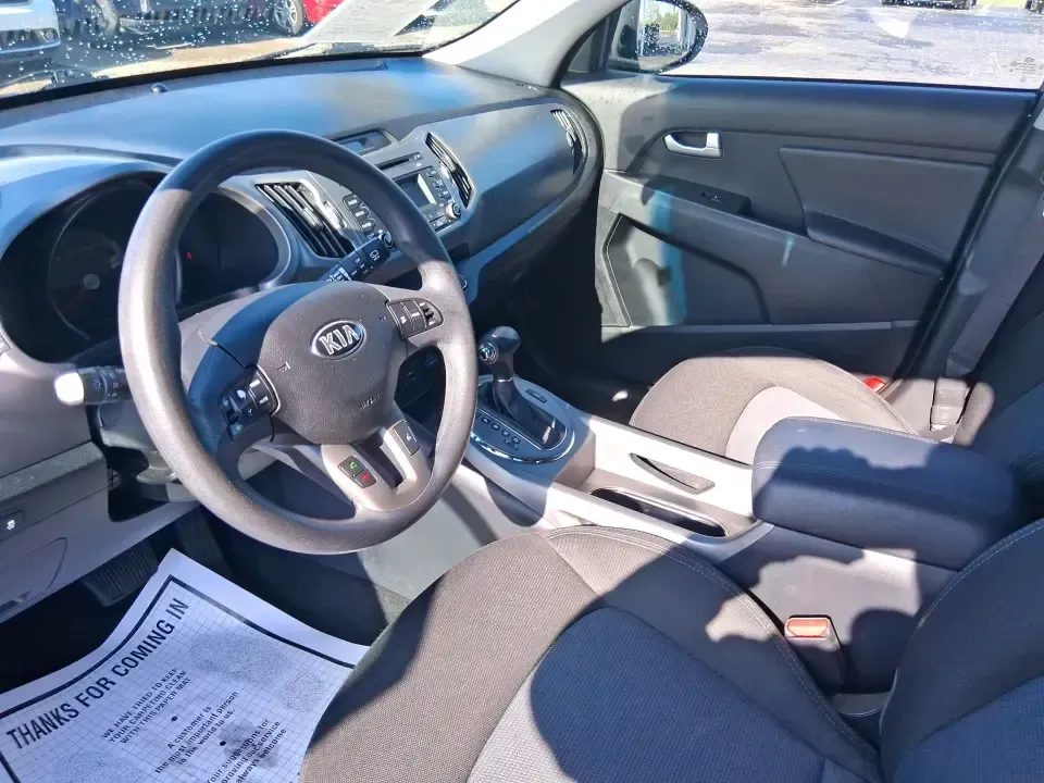 2016 Kia Sportage LX (KNDPBCAC7G7) with an Theta II 2.4L I-4 gasoline direct injection engine, 6-Speed Automatic transmission, located at 880 E. National Road, Vandalia, OH, 45377, (937) 908-9800, 39.891918, -84.183594 - Need a crossover that can handle Ohio's four seasons, school runs, and weekend getaways without draining your budget? This 2016 Kia Sportage LX is built for real life in Vandalia-whether you're commuting down I75, running errands along National Road, or packing up for a day at the Dayton Aviation He - Photo#9