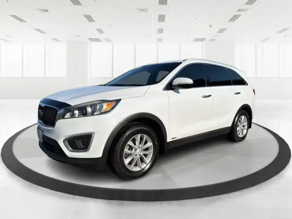 2018 Kia Sorento 2.4L LX (5XYPGDA36JG) with an 2.4L I-4 gasoline direct injection engine, 6A transmission, located at 1099 N County Rd 25A, Troy, OH, 45373, (937) 908-9800, 40.057079, -84.212883 - Build your next chapter around an SUV that's ready for school drop-offs, long commutes up I75, and weekend getaways to Charleston Falls Preserve or a family day near the Miami County Fairgrounds. This 2018 Kia Sorento LX in Snow White Pearl is the kind of practical, go-anywhere crossover that fits r - Photo#8