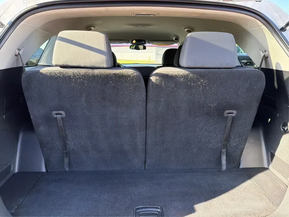 2018 Kia Sorento 2.4L LX (5XYPGDA36JG) with an 2.4L I-4 gasoline direct injection engine, 6A transmission, located at 1099 N County Rd 25A, Troy, OH, 45373, (937) 908-9800, 40.057079, -84.212883 - Build your next chapter around an SUV that's ready for school drop-offs, long commutes up I75, and weekend getaways to Charleston Falls Preserve or a family day near the Miami County Fairgrounds. This 2018 Kia Sorento LX in Snow White Pearl is the kind of practical, go-anywhere crossover that fits r - Photo#12