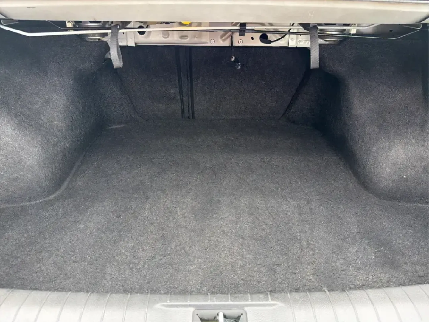 2015 Nissan Altima 2.5 S (1N4AL3AP9FC) with an 2.5L I-4 DOHC engine, Continuously Variable Transmission transmission, located at 1184 Kauffman Ave, Fairborn, OH, 45324, (937) 908-9800, 39.807072, -84.030914 - Need a dependable sedan for daily commuting between Fairborn and Dayton, campus runs to Wright State, or comfortable weekend drives out toward Yellow Springs? This **2015 Nissan Altima 2.5 S** delivers the kind of real-world practicality busy schedules demand-fuel-friendly performance, a roomy cabin - Photo#12