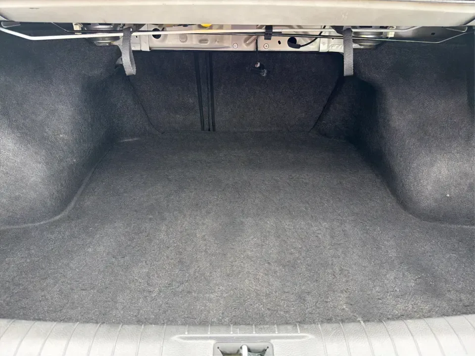 2015 Nissan Altima 2.5 S (1N4AL3AP9FC) with an 2.5L I-4 DOHC engine, Continuously Variable Transmission transmission, located at 1184 Kauffman Ave, Fairborn, OH, 45324, (937) 908-9800, 39.807072, -84.030914 - 2015 Nissan Altima 2.5 S - Photo#12