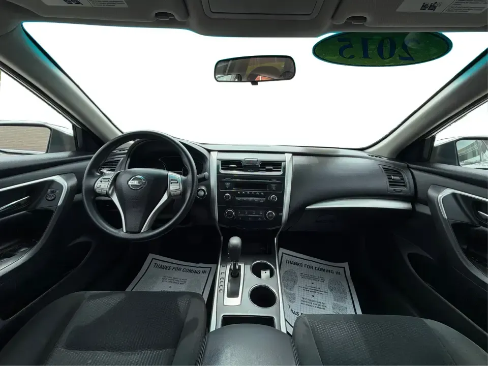 2015 Nissan Altima 2.5 S (1N4AL3AP9FC) with an 2.5L I-4 DOHC engine, Continuously Variable Transmission transmission, located at 1184 Kauffman Ave, Fairborn, OH, 45324, (937) 908-9800, 39.807072, -84.030914 - 2015 Nissan Altima 2.5 S - Photo#21